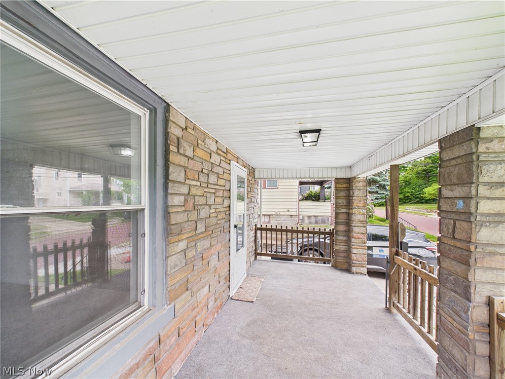 448 E Voris Street Akron OH 44311