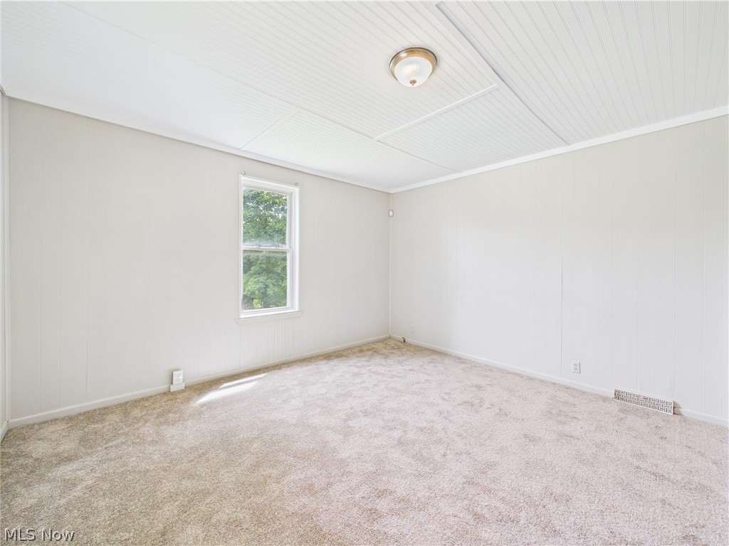 448 E Voris Street Akron OH 44311