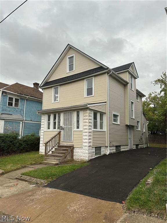 1753 Alcoy Road Cleveland OH 44112