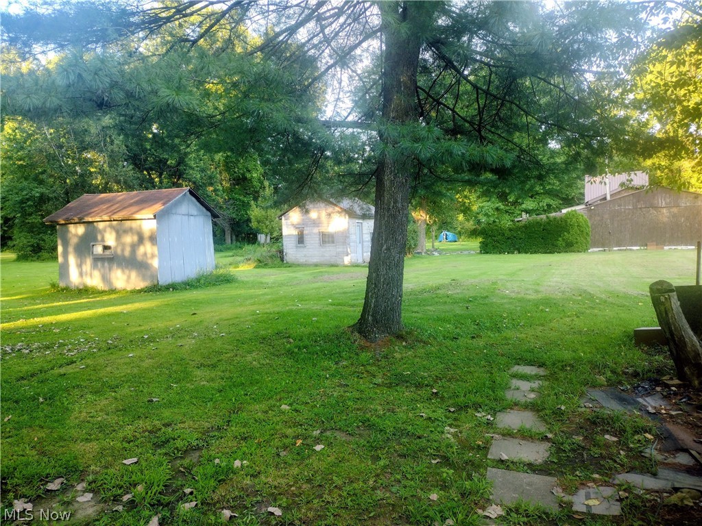 11566 Homestead Avenue NE Alliance OH 44601