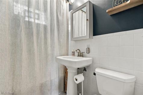 5184 Nan Linn Drive Willoughby OH 44094