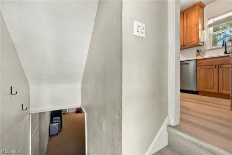 5184 Nan Linn Drive Willoughby OH 44094