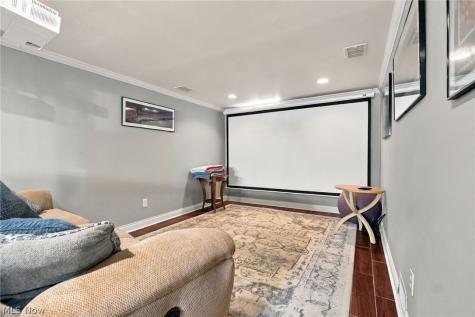 5184 Nan Linn Drive Willoughby OH 44094