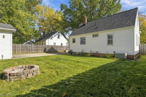 5184 Nan Linn Drive Willoughby OH 44094