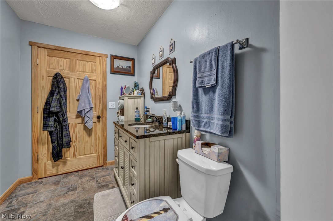 1540 Cinnamon Drive S West Salem OH 44287