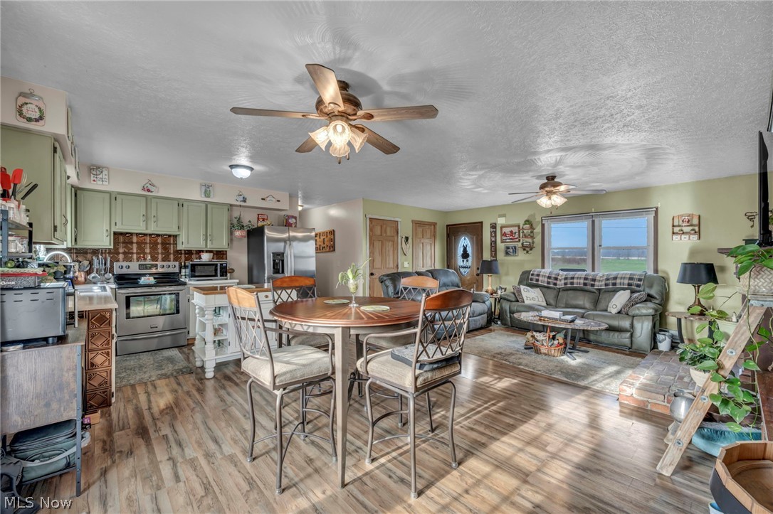 1540 Cinnamon Drive S West Salem OH 44287