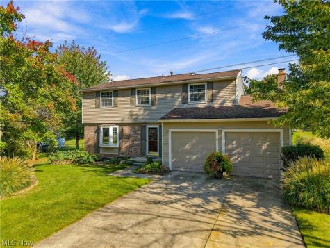 1005 Deepwood Drive Macedonia OH 44056