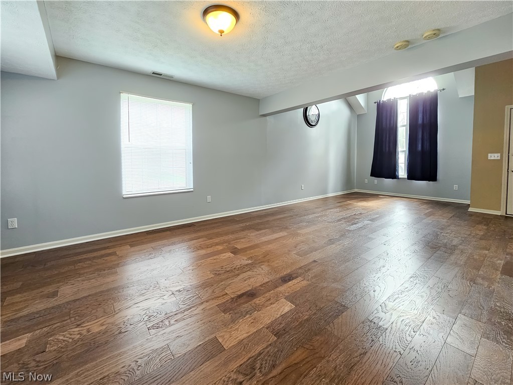 8633 Redtail Court Macedonia OH 44056
