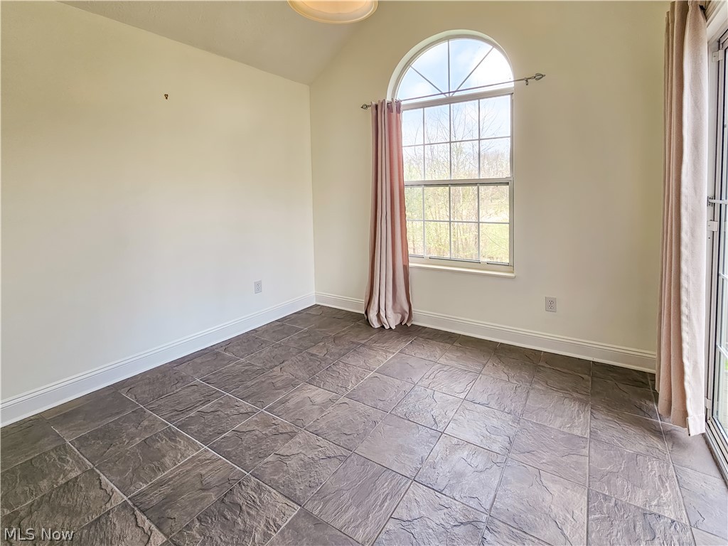 8633 Redtail Court Macedonia OH 44056