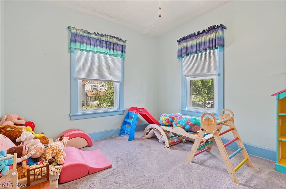 323 E Prospect Street Girard OH 44420