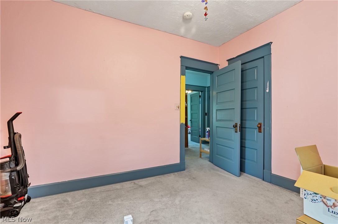 323 E Prospect Street Girard OH 44420