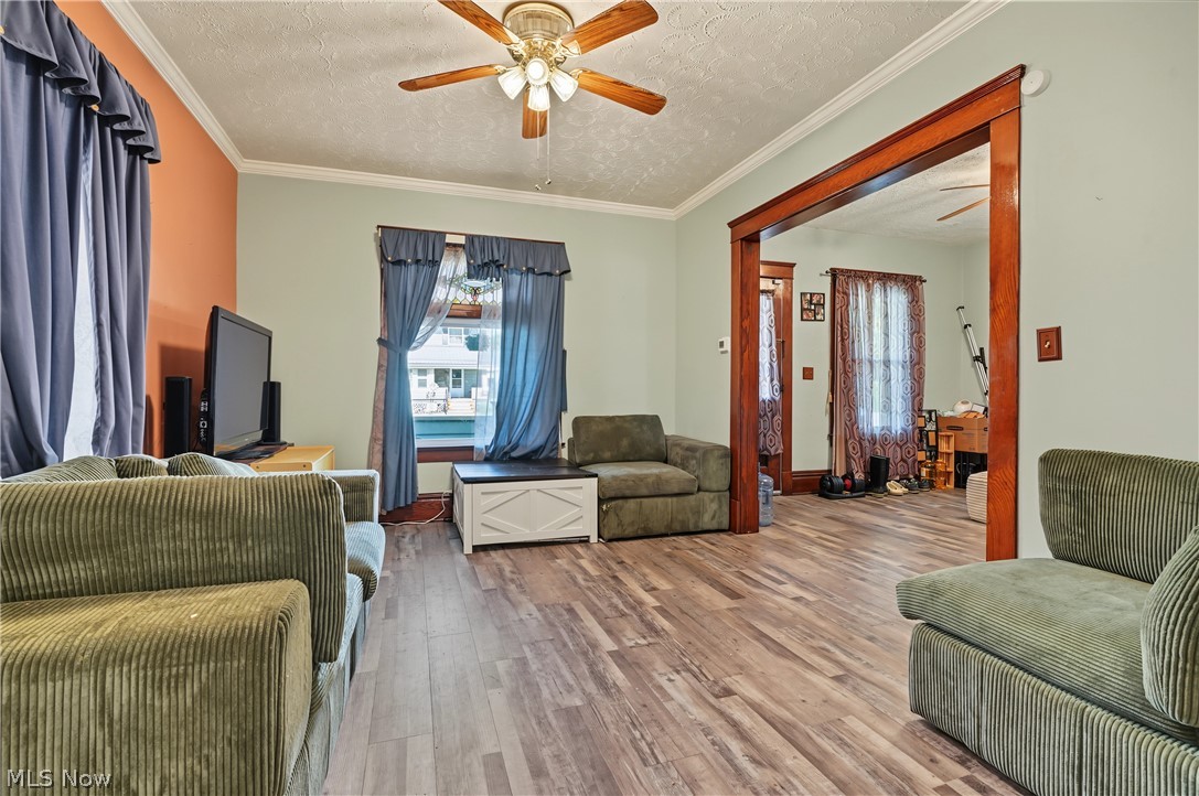 323 E Prospect Street Girard OH 44420