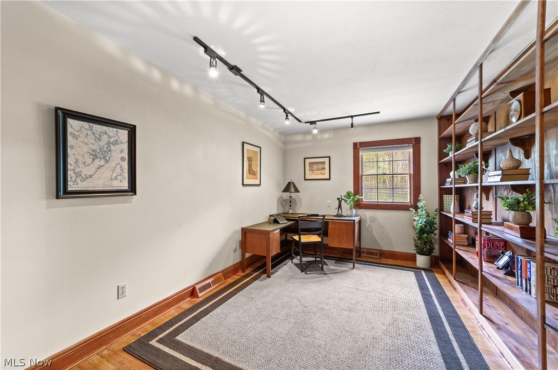 8730 Bainbridge Road Chagrin Falls OH 44023