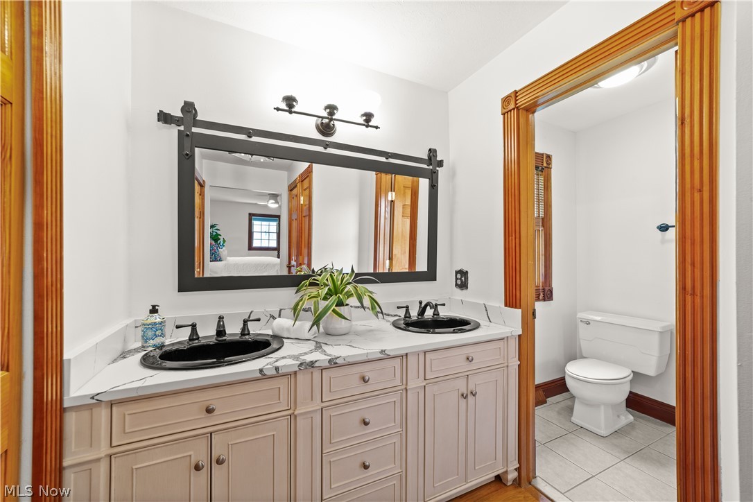 8730 Bainbridge Road Chagrin Falls OH 44023
