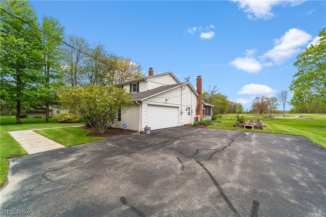 8730 Bainbridge Road Chagrin Falls OH 44023