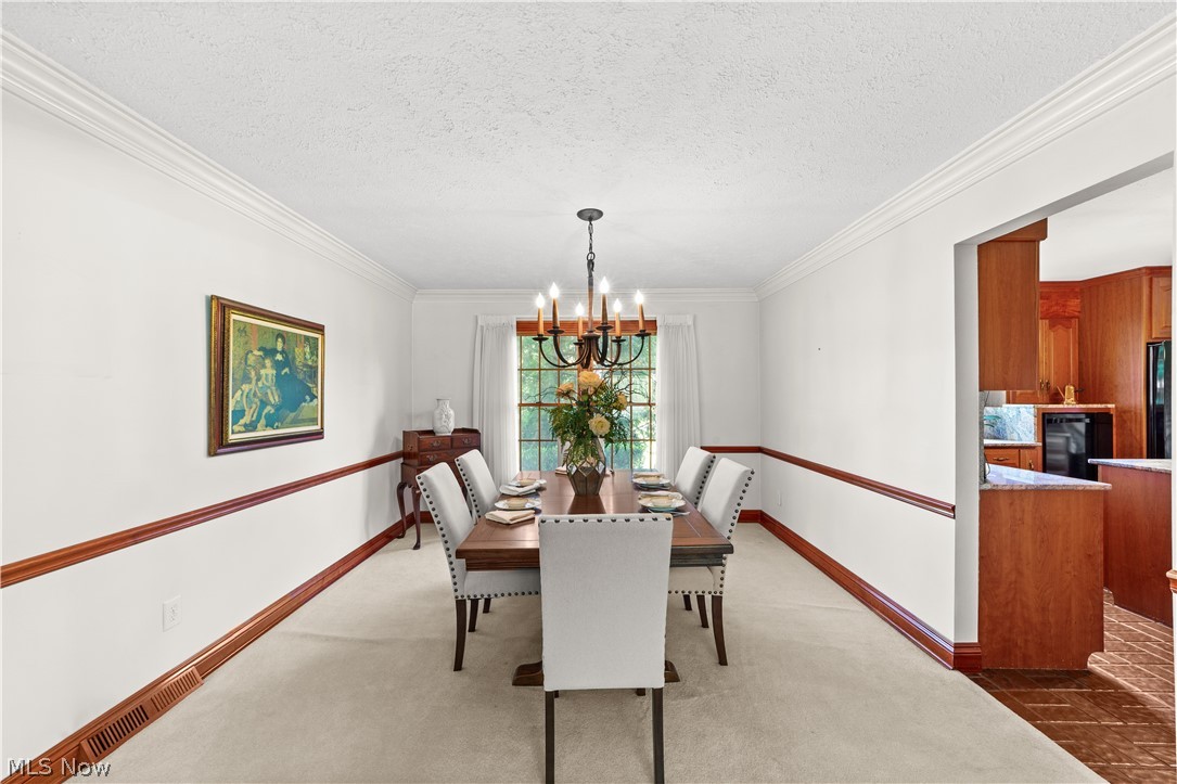 8730 Bainbridge Road Chagrin Falls OH 44023