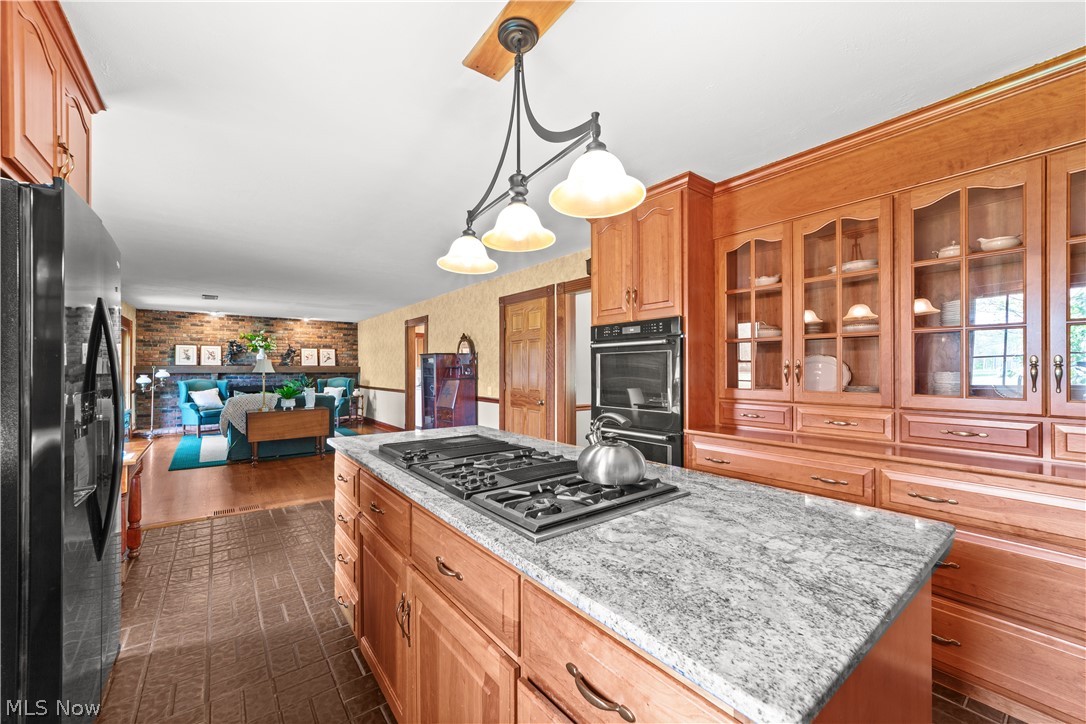 8730 Bainbridge Road Chagrin Falls OH 44023