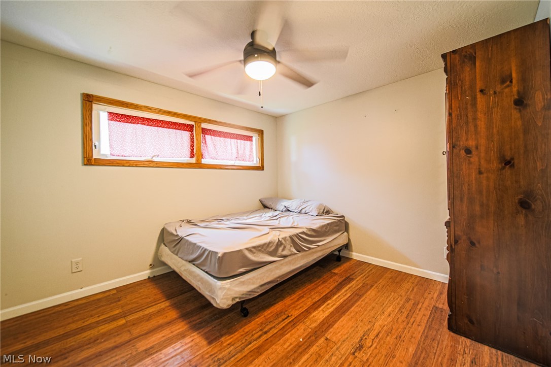 6102 Vale View Drive SW Sherrodsville OH 44675
