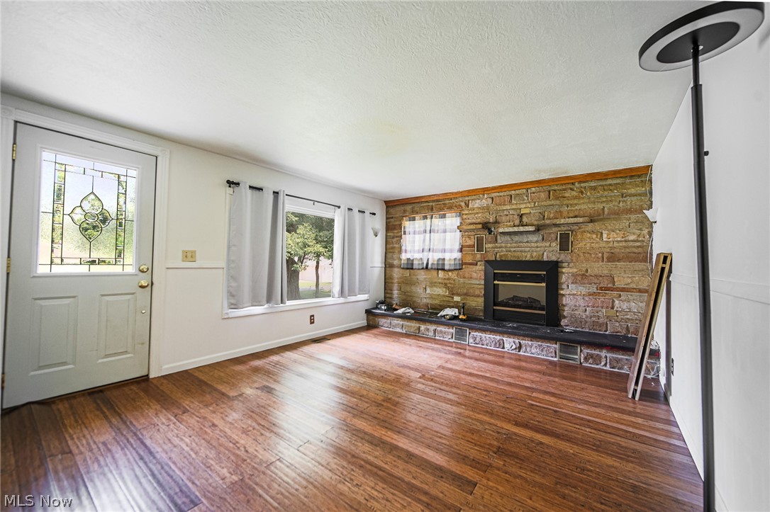 6102 Vale View Drive SW Sherrodsville OH 44675