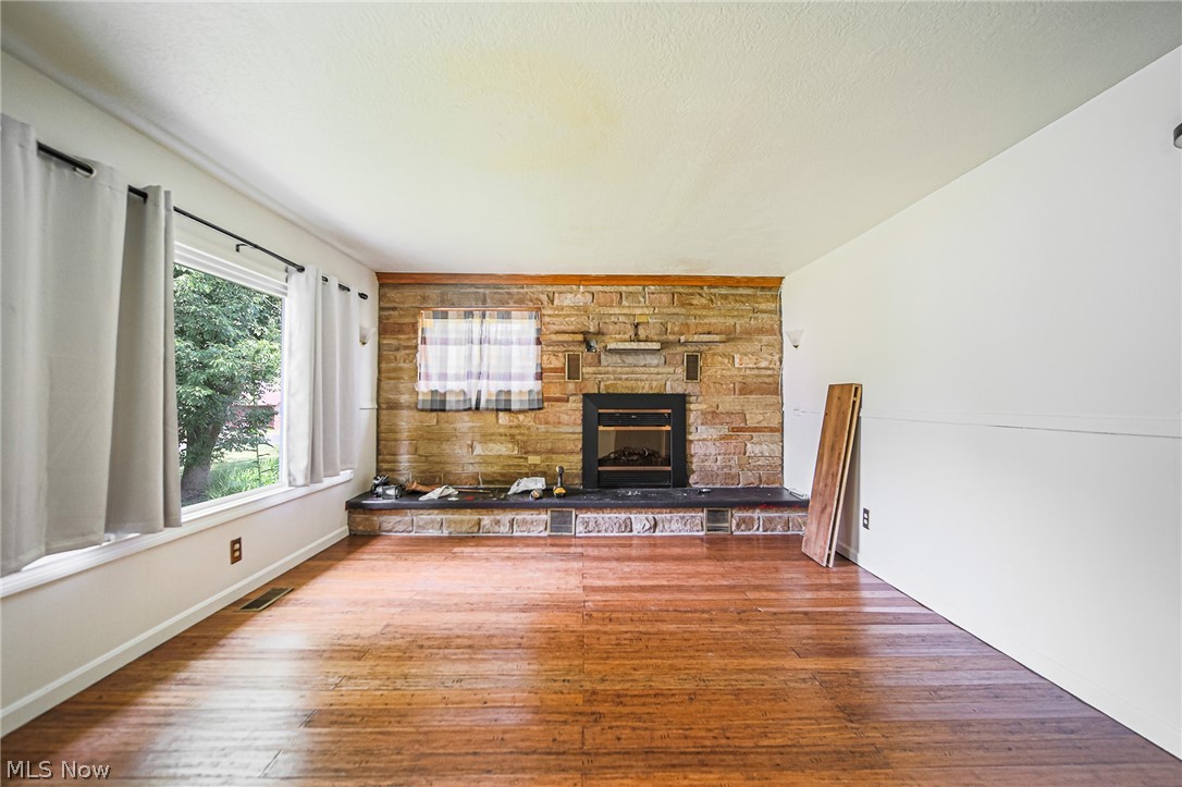 6102 Vale View Drive SW Sherrodsville OH 44675