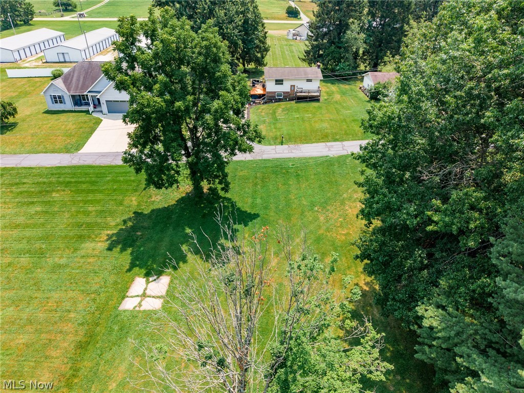 6102 Vale View Drive SW Sherrodsville OH 44675
