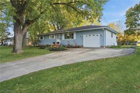 5094 Bob O Link Street NW North Canton OH 44720