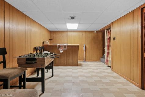 611 Herbert Road Akron OH 44312