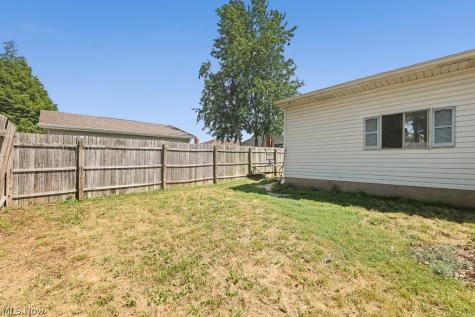 611 Herbert Road Akron OH 44312