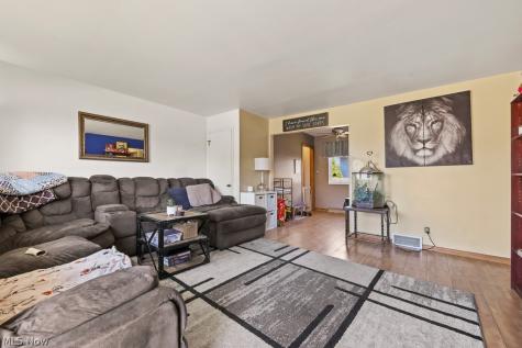 611 Herbert Road Akron OH 44312