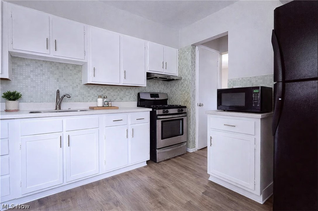 4477 E 143rd Street Cleveland OH 44128