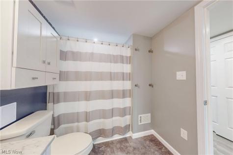 145 Pembroke Road Steubenville OH 43953