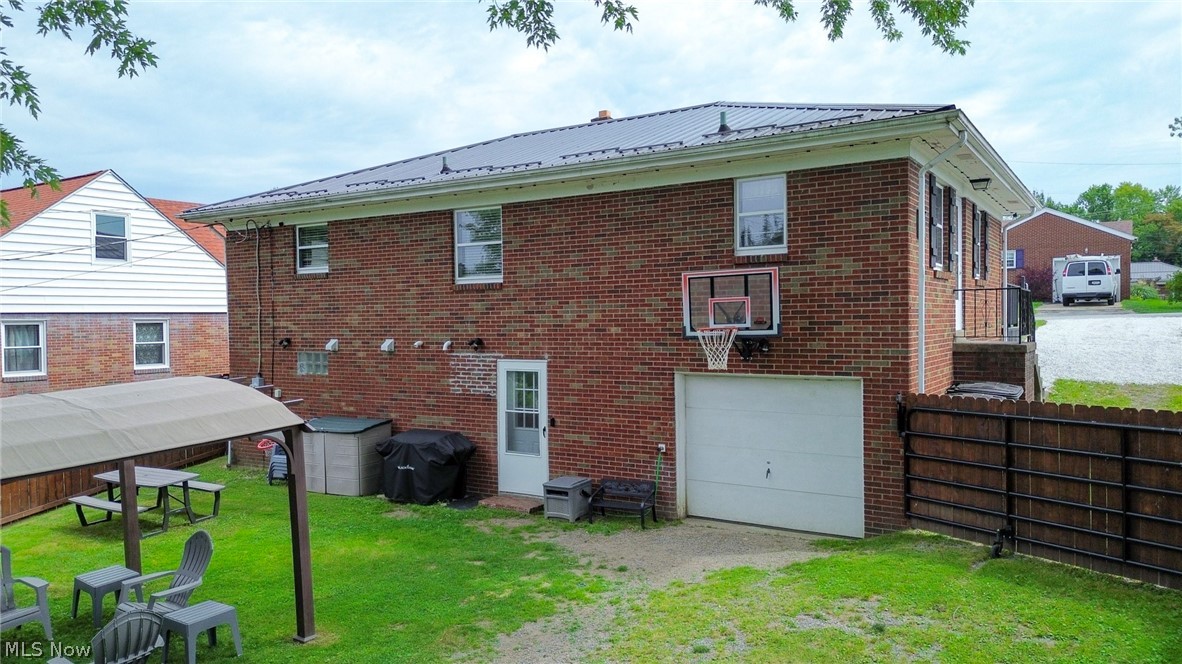 145 Pembroke Road Steubenville OH 43953