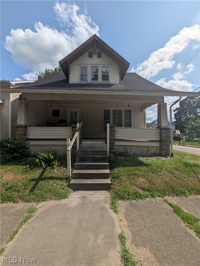 1211 Chestnut Street Coshocton OH 43812