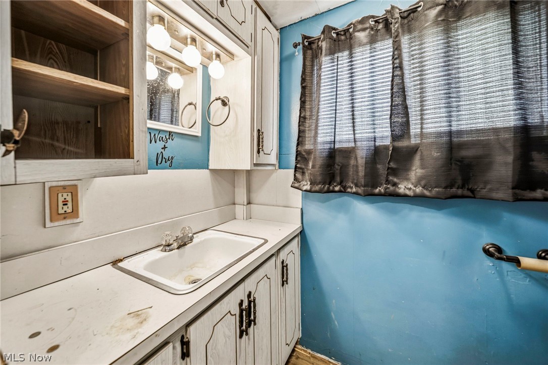 4229 Gifford Avenue Cleveland OH 44109