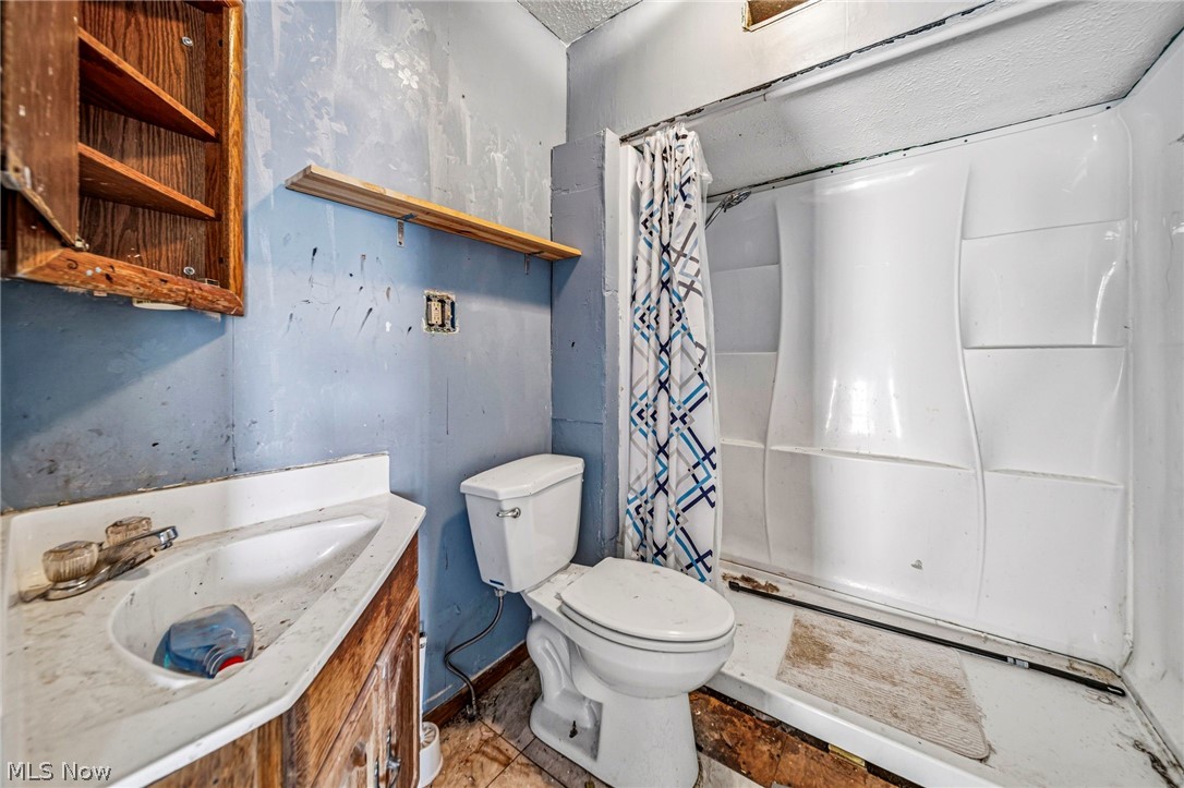 4229 Gifford Avenue Cleveland OH 44109