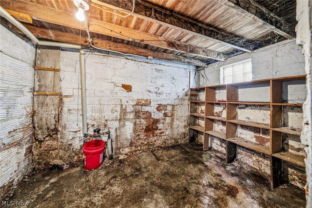 4229 Gifford Avenue Cleveland OH 44109