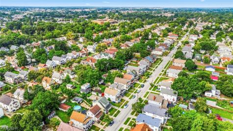 4229 Gifford Avenue Cleveland OH 44109