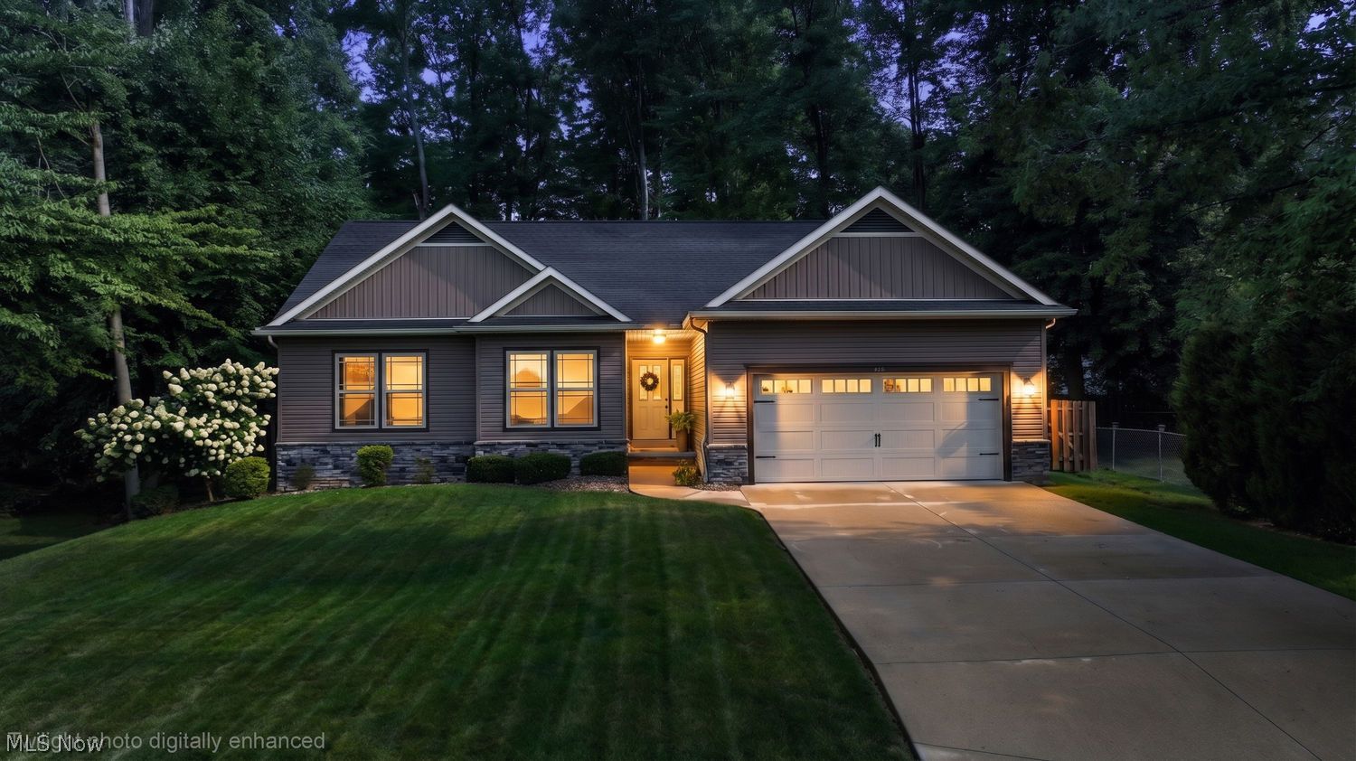 38 W Maple Drive Seville OH 44273