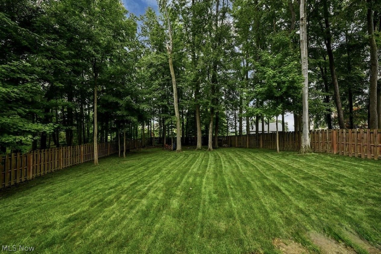 38 W Maple Drive Seville OH 44273