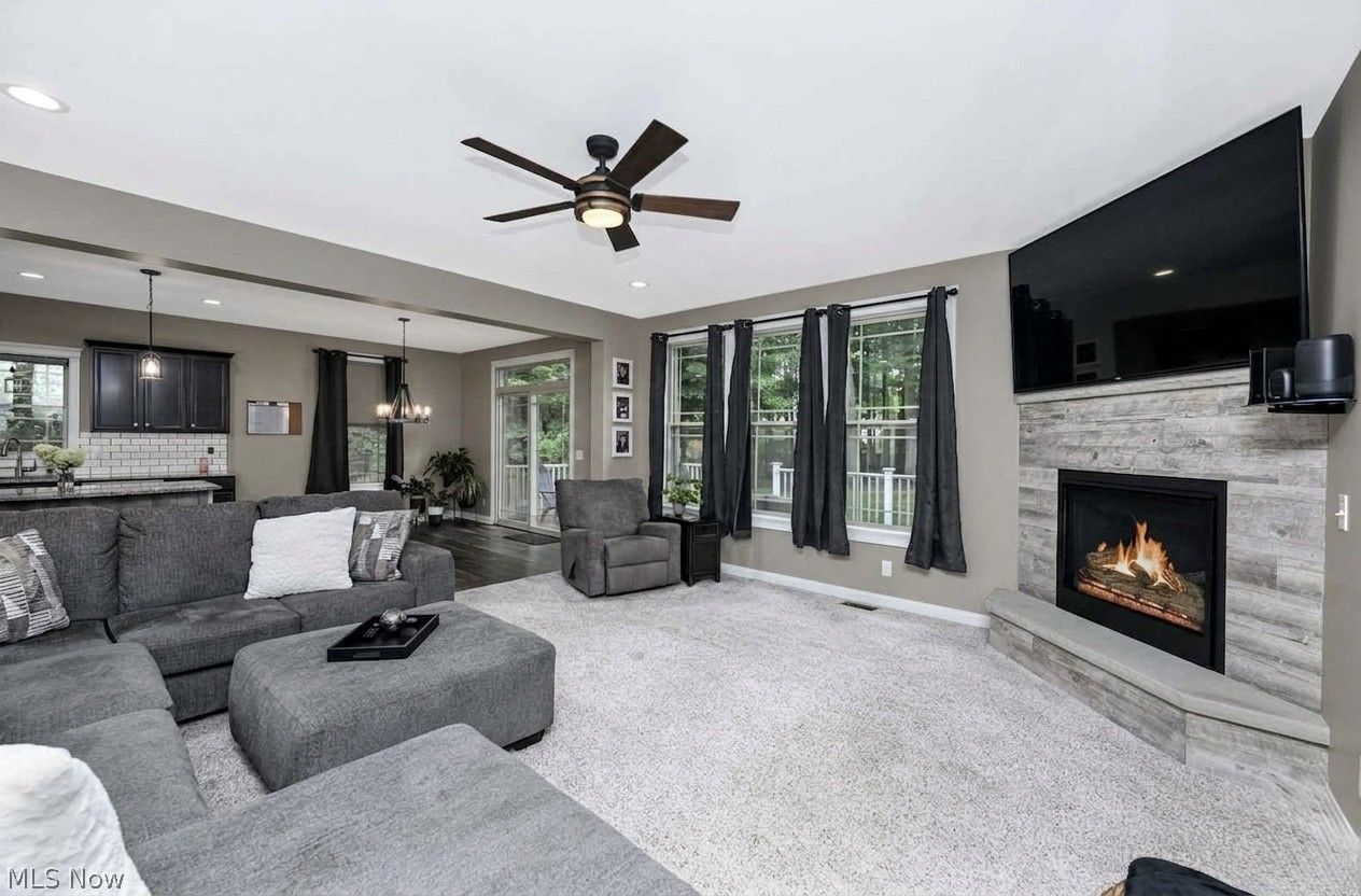 38 W Maple Drive Seville OH 44273
