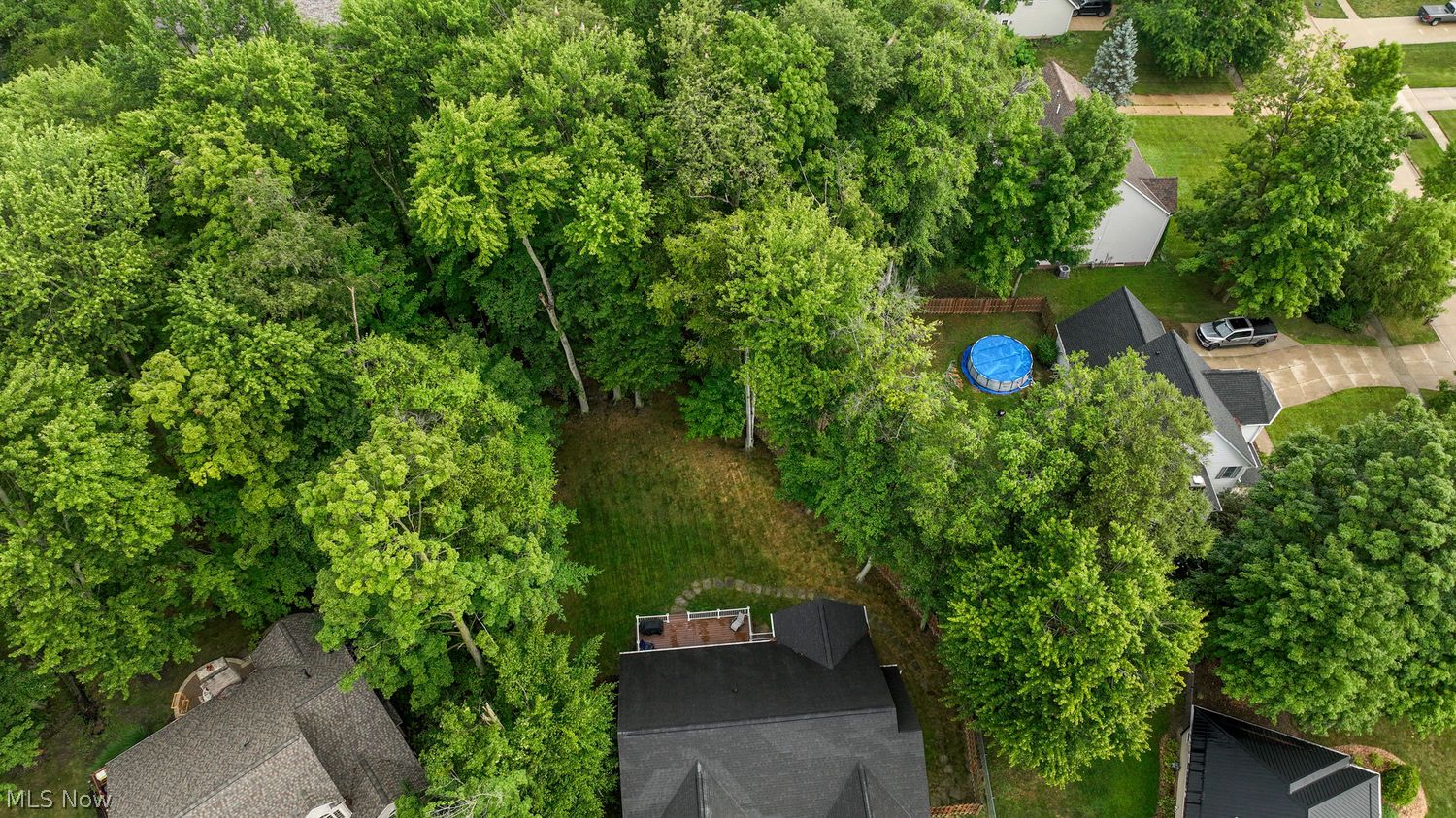 38 W Maple Drive Seville OH 44273