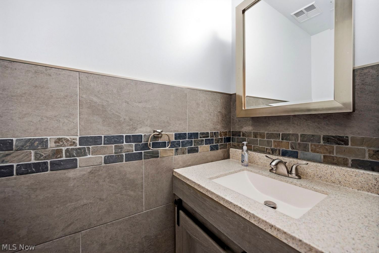 6351 Candlewood Court Mentor OH 44060