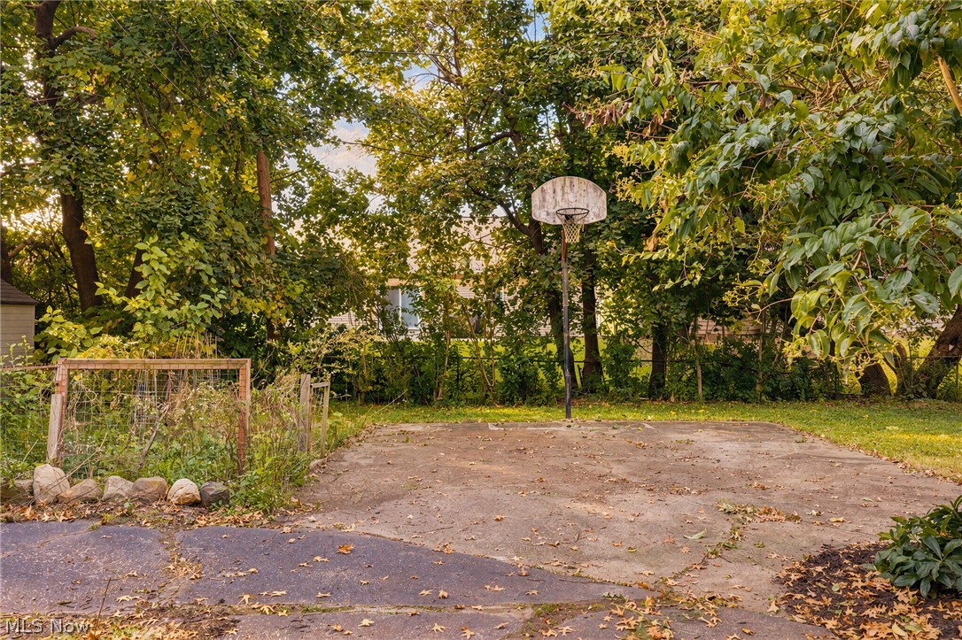 415 Greenwood Avenue Akron OH 44320