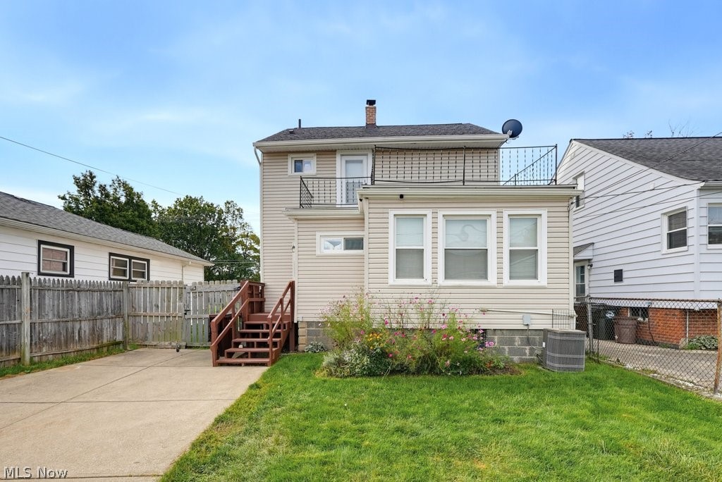 4214 Longwood Avenue Parma OH 44134