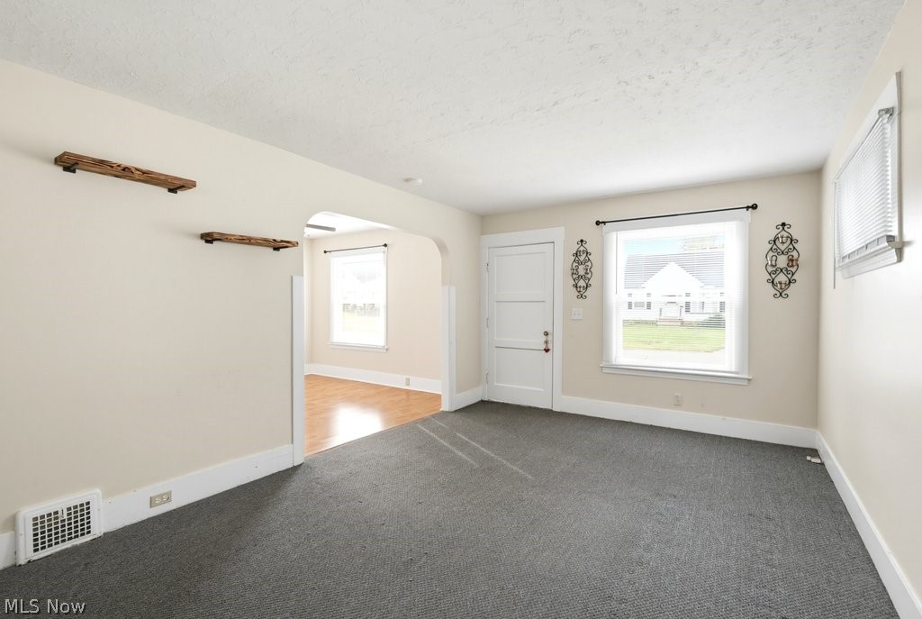 4214 Longwood Avenue Parma OH 44134