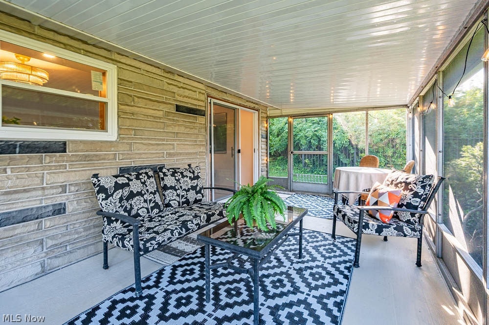2534 Sierra Drive Youngstown OH 44511