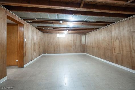 4925 E 93rd Street Garfield Heights OH 44125