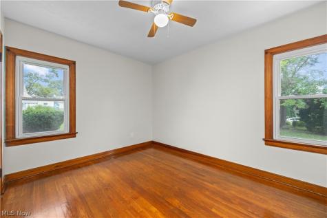 731 W 32nd Street Lorain OH 44052