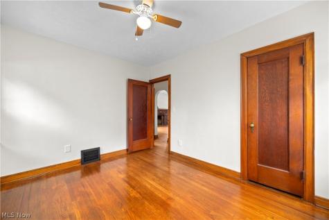 731 W 32nd Street Lorain OH 44052