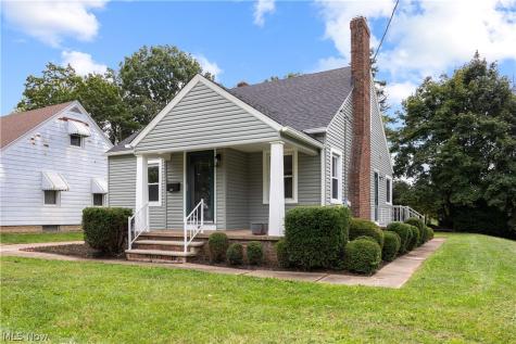 731 W 32nd Street Lorain OH 44052